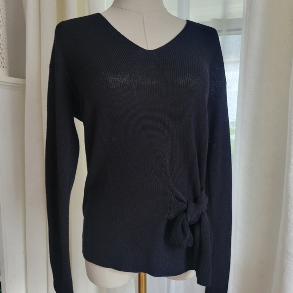 NIC + ZOE Beautiful Black Sweater - Picture 4 of 6